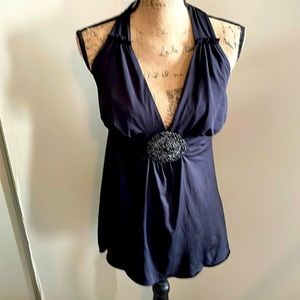 Buffalo halter with large beaded broach